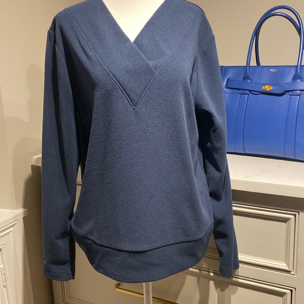 Dudley Stephens | Valley V-neck in Terry Fleece in Navy Sz Medium